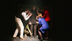 Убить красавчика!