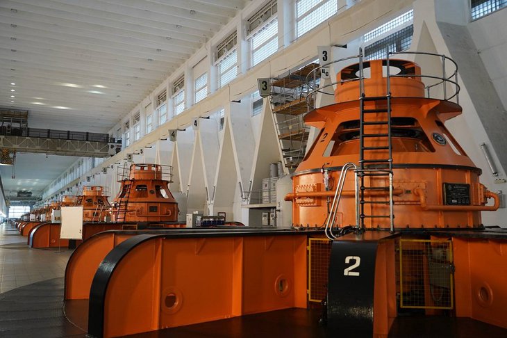 Гидроагрегат. Фото пресс-службы «Эн+»