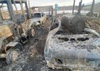 Сгоревшие автомобили. Фото ГУ МЧС России по Иркутской области