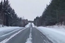Дорога. Фото пресс-службы правительства Иркутской области