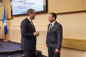 Александр Ведерников и Александр Хливицкий. Фото IRK.ru