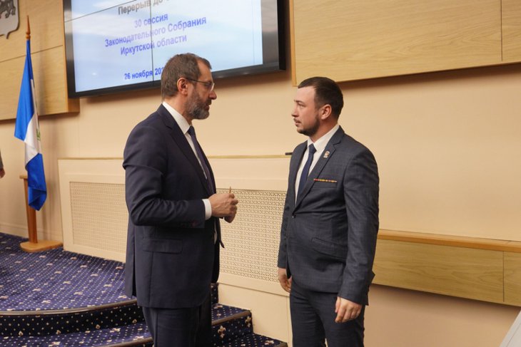 Александр Ведерников и Александр Хливицкий. Фото IRK.ru