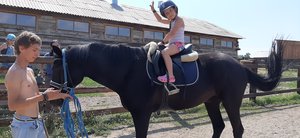 ПЕРВЫЙ РАЗ ВЕРХОМ ЭТО КРУТО!!!