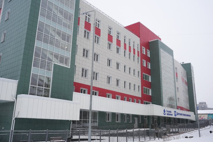 Детская поликлиника на бульваре Рябикова. Фото пресс-службы правительства Иркутской области