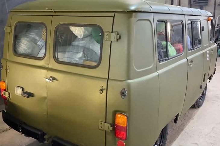 Автомобиль. Скриншот видео из соцсетей Игоря Кобзева