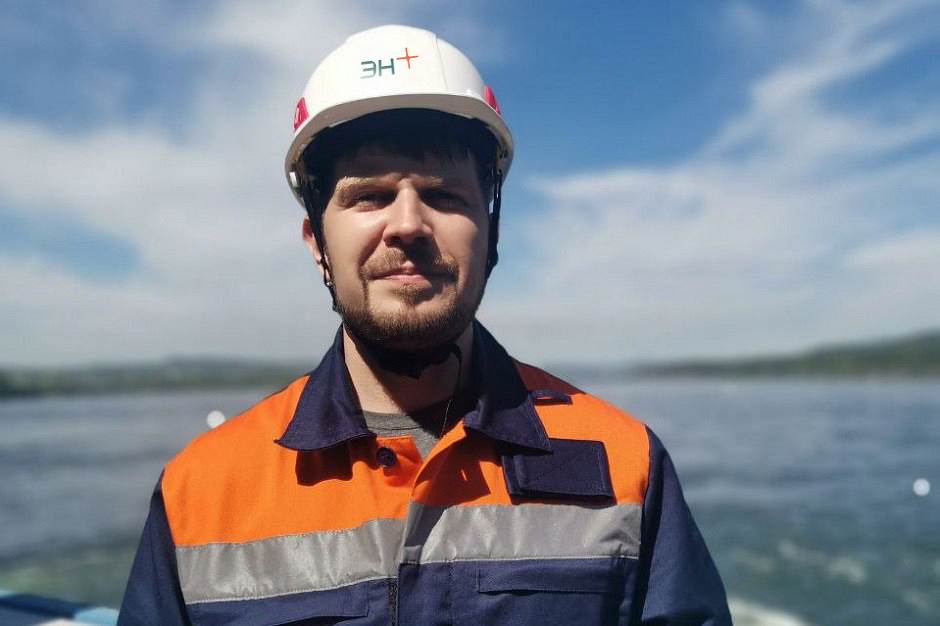 Николай Иванов