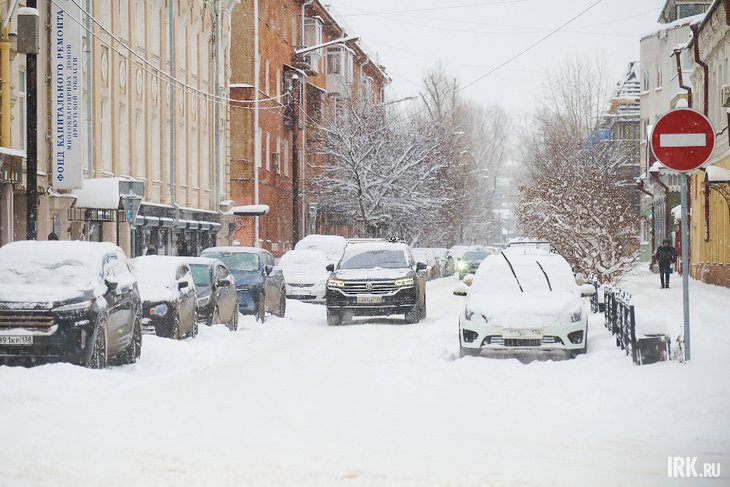 Снег в Иркутске. Фото Маргариты Романовой, IRK.ru