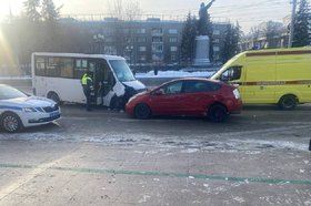 Авария на Ленина. Фото пресс-службы Госавтоинспекции Иркутска