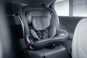 Детское кресло. Изображение сгенерировано GigaChat