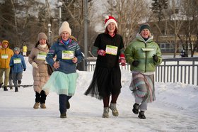 Участники «Забега обещаний». Фото Павла Кокоурова с сайта администрации Иркутска