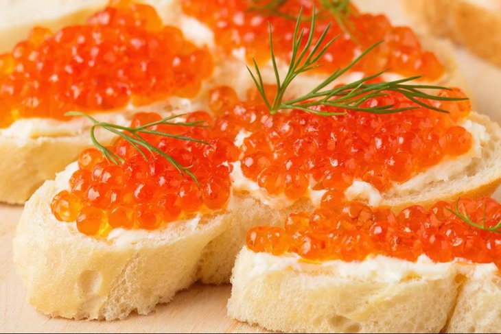 Бутерброды с икрой. Сгенерировано GigaChat