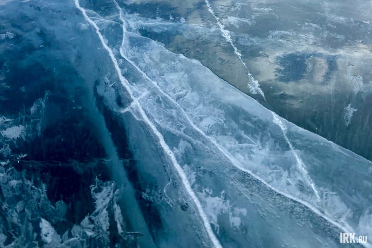 Лед Байкала. Фото IRK.ru