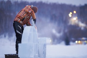 Создание ледовых скульптур