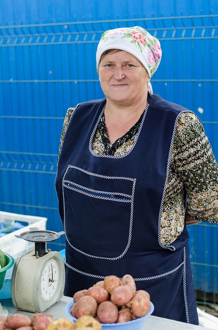Зинаида Митрен на ярмарку привезла картофель, выращенный в деревне Куда Иркутского района.