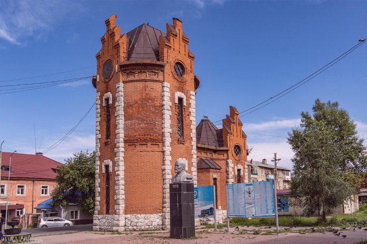 Башня. Фото с сайта «Культура 38»