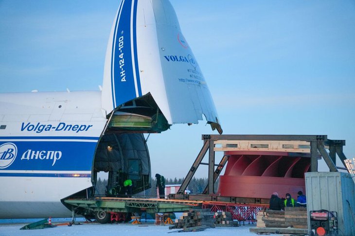 Доставка гидротурбины. Фото Эн+ Гидро