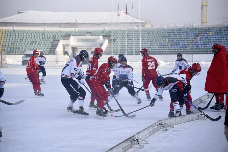Хоккеисты. Фото Спортивной школы «Саяны»