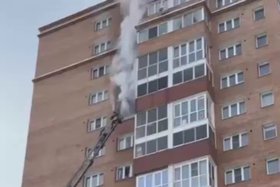 Пожар на 6-й Советской. Скриншот видео из телеграм-канала Svodka38