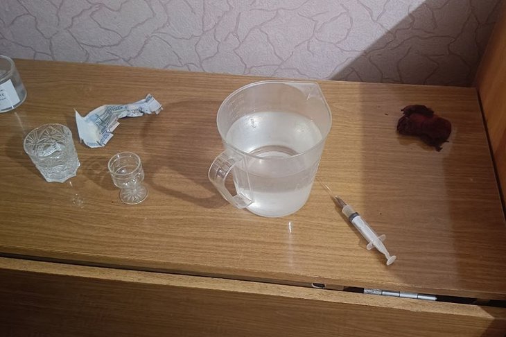 Наркопритон. Фото пресс-службы ГУ МВД России по Иркутской области