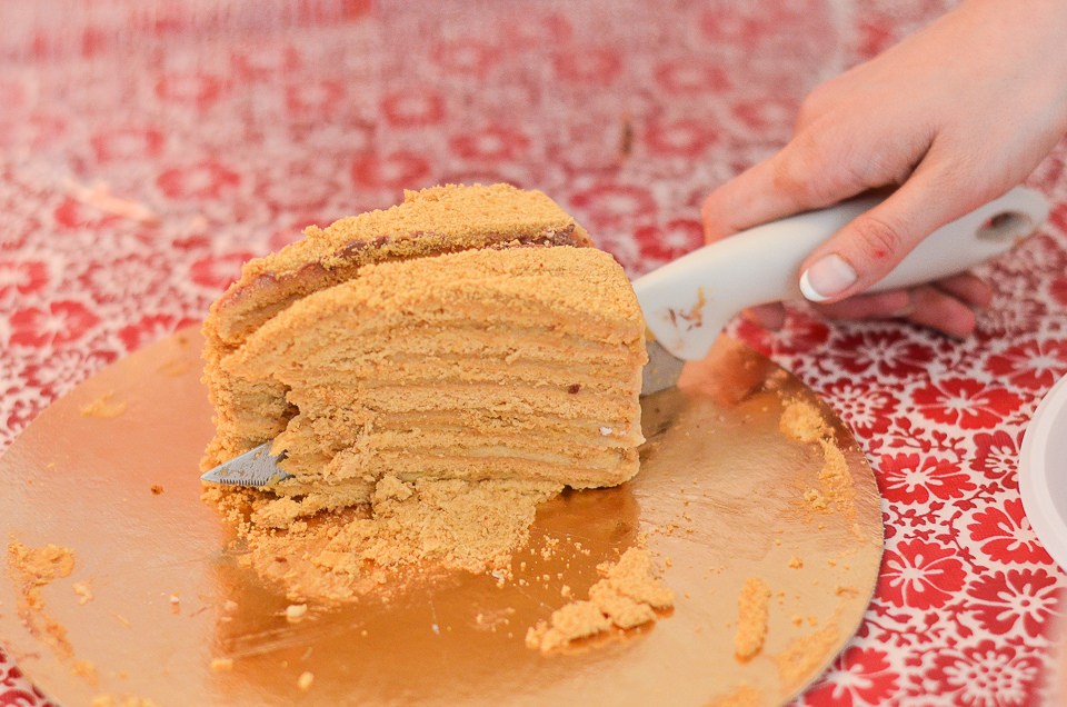 Очень вкусный медовый торт