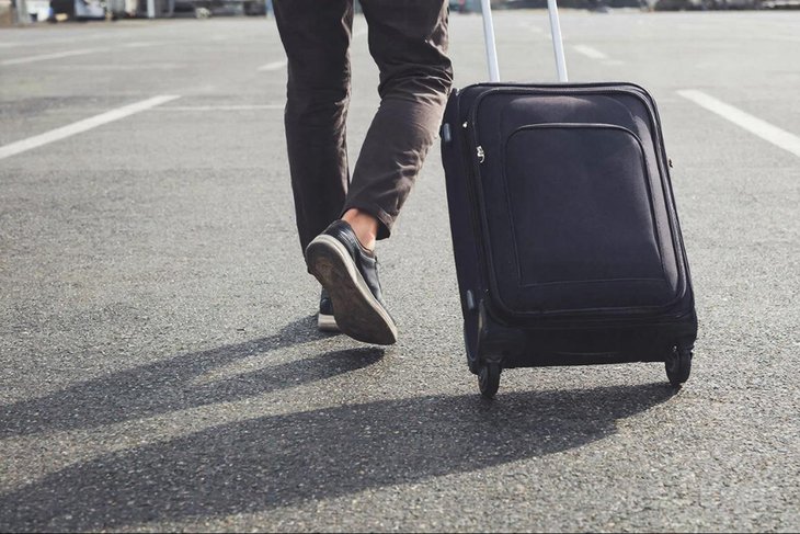 Путешественник. Изображение сгенерировано GigaChat