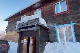 Аварийный дом. Скриншот видео из телеграм-канала Игоря Кобзева