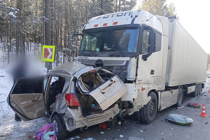 Авария в Шелеховском районе. Фото Госавтоинспекции Иркутской области