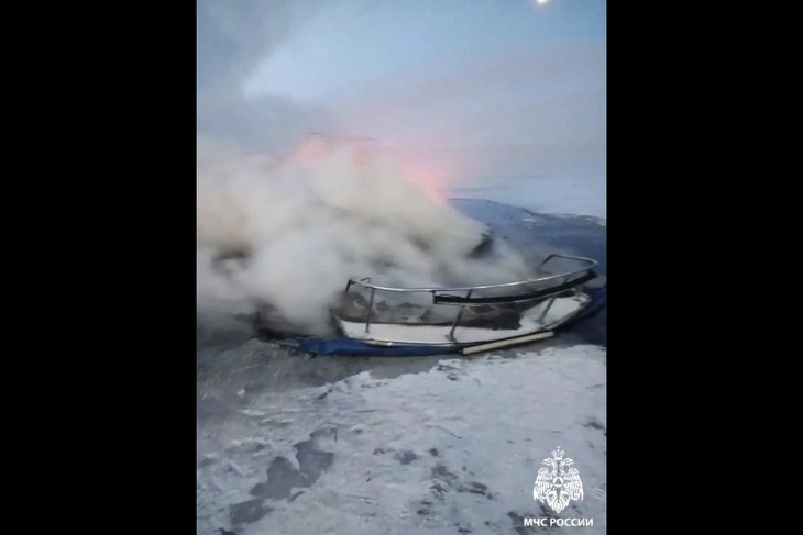 Сгоревший хивус. Фото пресс-службы ГУ МЧС по Иркутской области