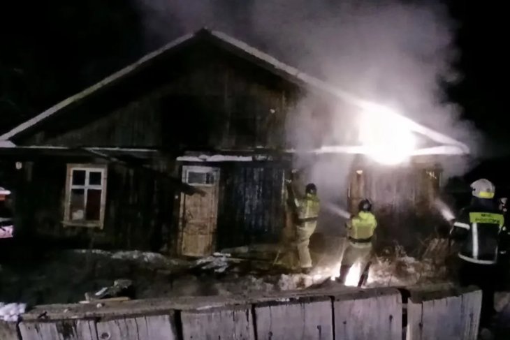 Пожар. Фото пресс-службы ГУ МЧС по Иркутской области