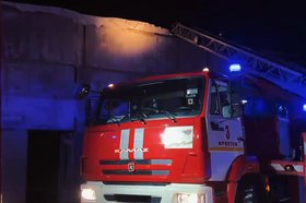 Пожарная машина. Скриншот видео пресс-службы ГУ МЧС России по Иркутской области