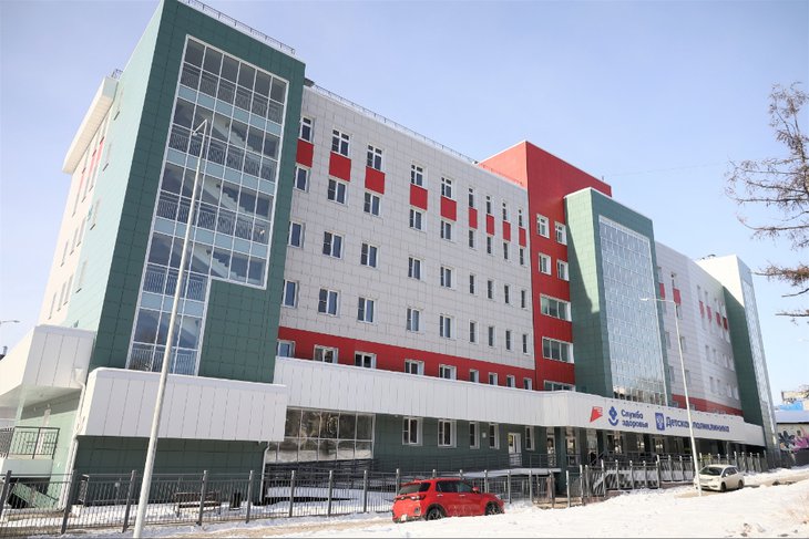 Поликлиника на бульваре Рябикова. Фото пресс-службы правительства Иркутской области