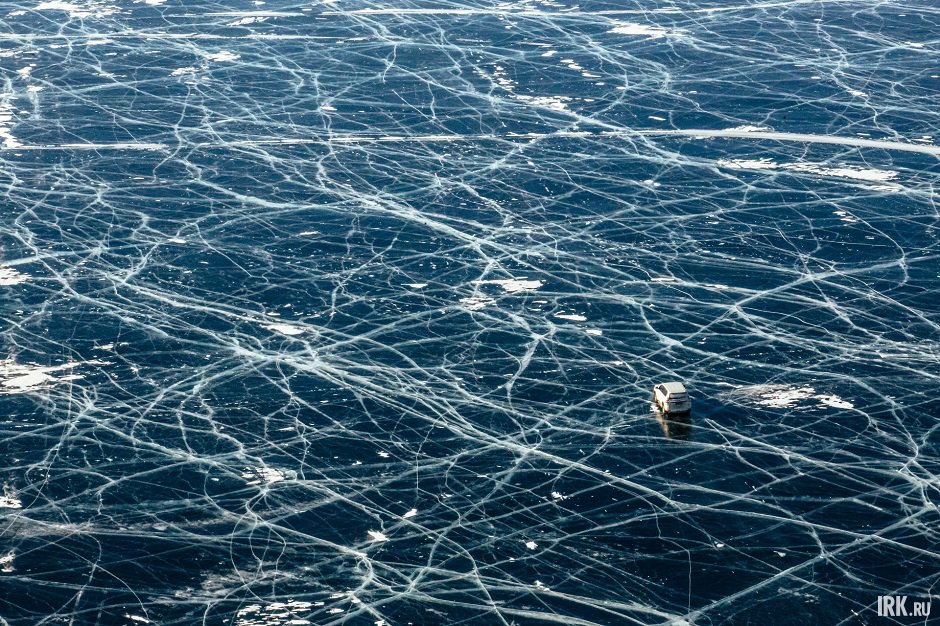 Байкал зимой. Фото из архива IRK.ru Байкал зимой. Фото из архива IRK.ru