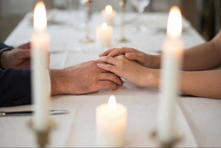 Свидание. Изображение сгенерировано GigaChat