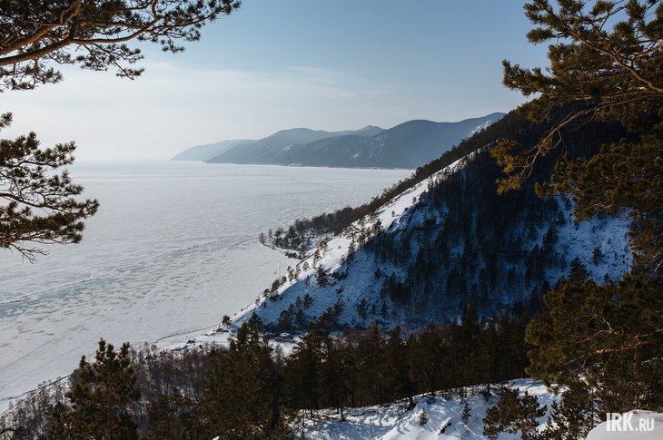 Байкал зимой. Фото из архива IRK.ru