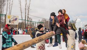 Масленица в Свердловском округе Иркутска