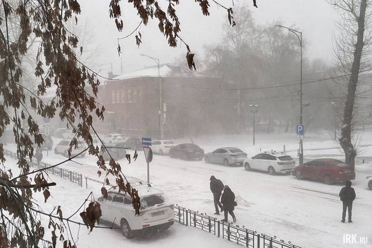 Метель в Иркутске. Фото Марины Палеевой, IRK.ru