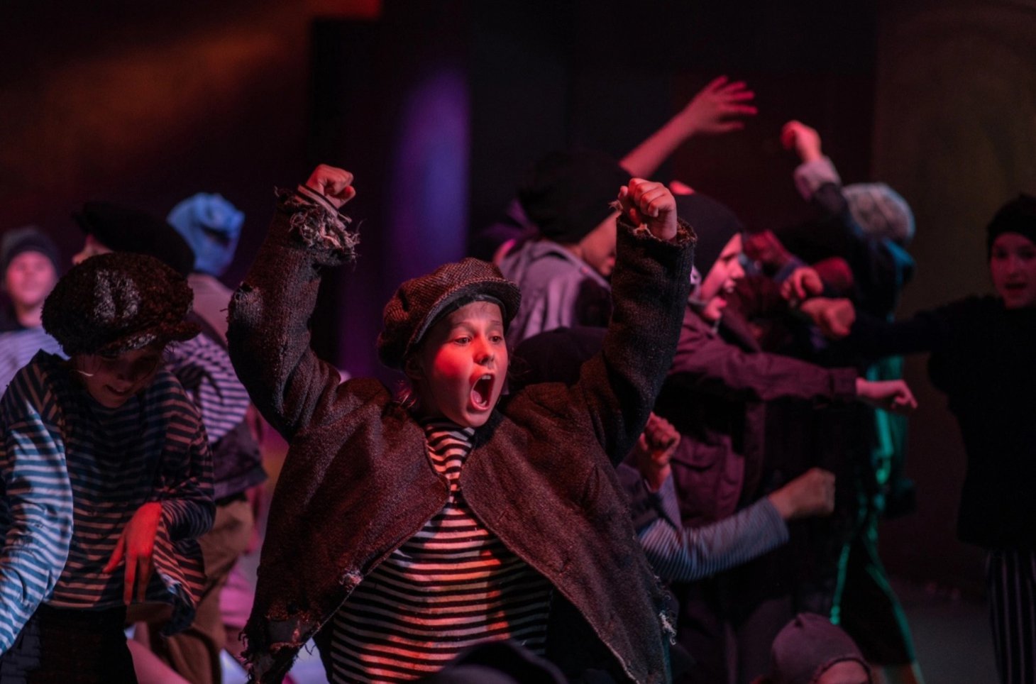 Сцена из спектакля «Республика ШКИД». Фото: Театр Танца Владимира Лопаева «PROдвижение»