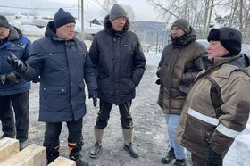 Игорь Кобзев в Бодайбо. Фото пресс-службы правительства Иркутской области