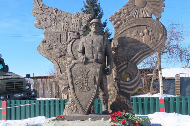 Памятник в Хомутово. Фото из телеграм-канала Леонида Фролова