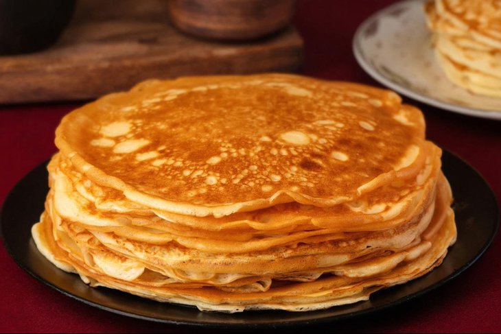 Блины. Изображение сгенерировано GigaChat