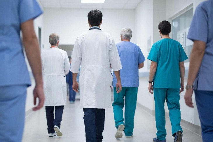 Медики. Изображение сгенерировано с помощью GigaChat