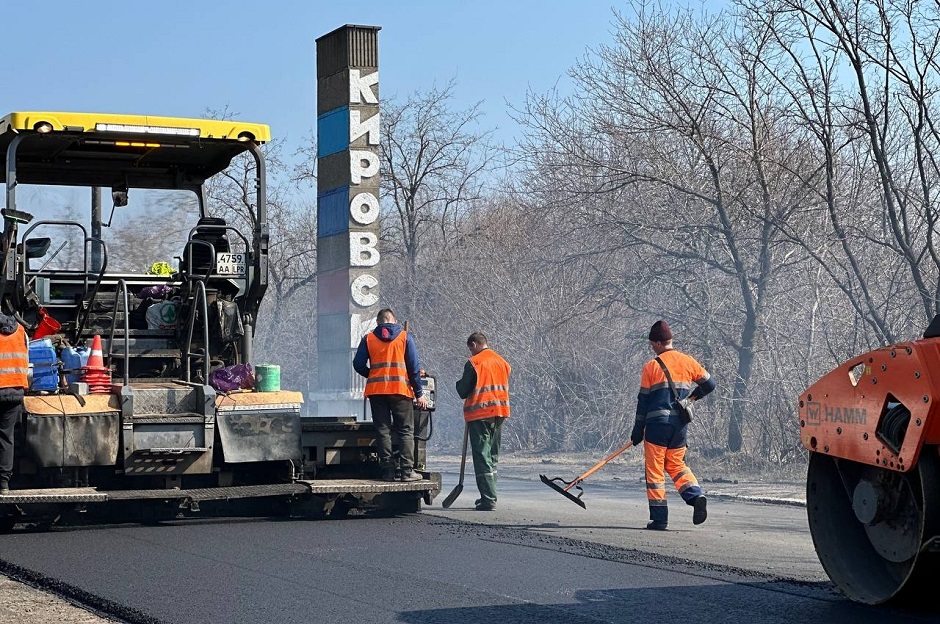 Кировск постепенно возвращается к нормальной жизни. Фото администрации города