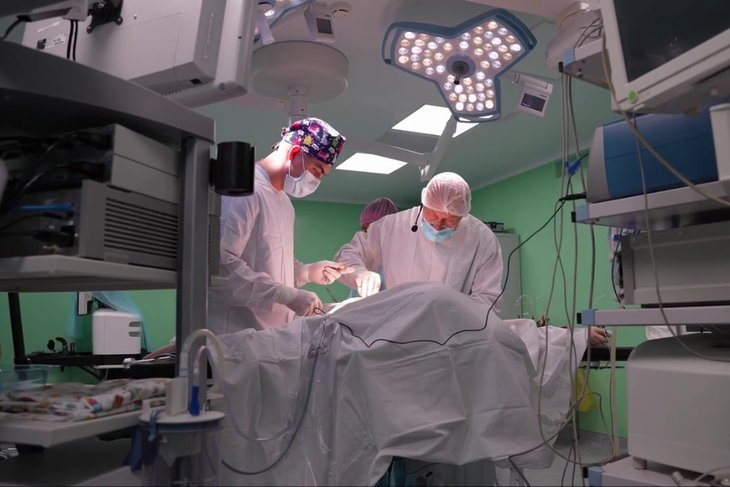 Операция. Скриншот видео из соцсетей Юрия Козлова