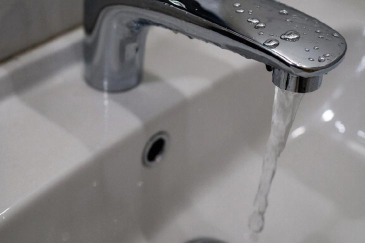 Кран. Изображение сгенерировано GigaChat