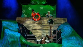 По зелёным холмам океана