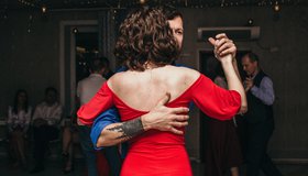 Пробный урок танго с нуля в клубе «Небо»
