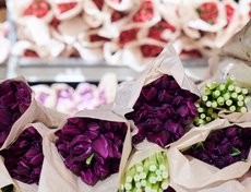 С линии готовая продукция перемещается на склад с температурой не выше +2, +3 градусов.