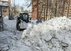 Уборка снега. Фото пресс-службы администрации Иркутска