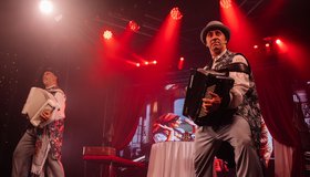 «Карабас-баян». Шоу-мюзикл «Паровоз хитов»