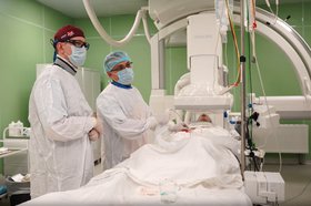 Операция. Скриншот из видео со страницы Юрия Козлова во «ВКонтакте»